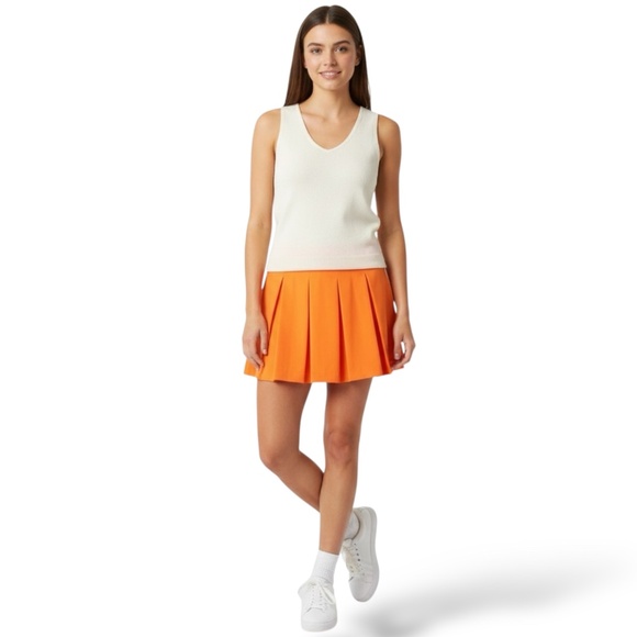 ARITZIA BABATON Pleated Tennis / Schoolgirl Skirt Side Zipper Unlined Sz 8 - Picture 1 of 10